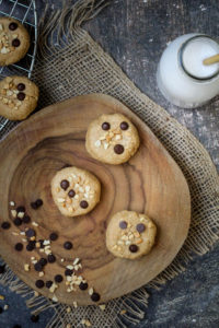עוגיות חמאת בוטנים טבעוניות ללא גלוטן - ב 4 רכיבים בריאים