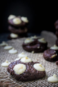 עוגיות דאבל שוקולד פאדג׳ טבעוניות - עם קמח כוסמין - ב 10 דקות
