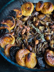 צלי פטריות וערמונים טבעוני חגיגי - ללא גלוטן -תבשיל פטריות וערמונים קל